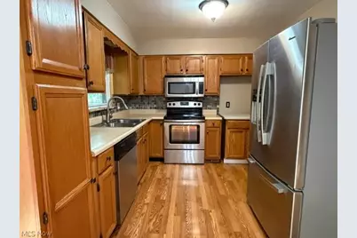 2191 Frostwood Drive, Youngstown, OH 44515 - Photo 9