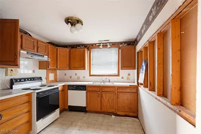 3400 Tuscarawas Street W, Canton, OH 44708 - Photo 13