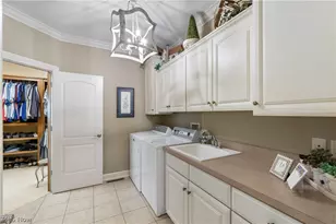 8261 Mackenzie Ave NW, North Canton, OH 44720 - Photo 9