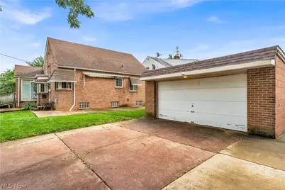 4824 W 58th Street, Loveland, OH 44144 - Photo 5