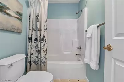32249 Hawthorne Court, Avon Lake, OH 44012 - Photo 29