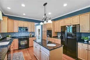 32249 Hawthorne Ct, Avon Lake, OH 44012 - Photo 17