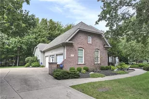 32249 Hawthorne Ct, Avon Lake, OH 44012 - Photo 37