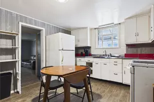 56031 W 2nd St, Bridgeport, OH 43912 - Photo 5
