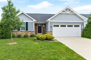 7030 Gauntlet St SW, Massillon, OH 44646 - Photo 5