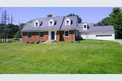 215 48th Street NW, Canton, OH 44709 - Photo 1