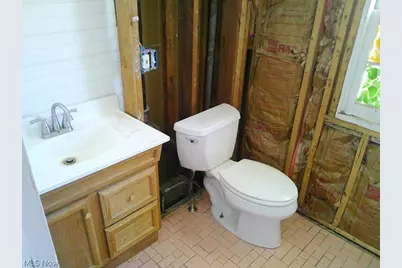 215 48th Street NW, Canton, OH 44709 - Photo 7
