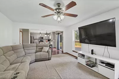 2144 Reserve Circle N, Lorain, OH 44053 - Photo 19