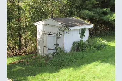 875 Washington, Bergholz, OH 43908 - Photo 7