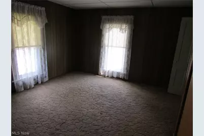875 Washington, Bergholz, OH 43908 - Photo 21