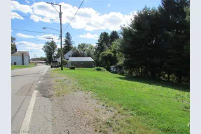 875 Washington, Bergholz, OH 43908 - Photo 9