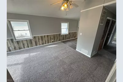 1029 Chester Street, Zanesville, OH 43701 - Photo 3
