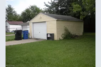 12503 Carrington Avenue, Loveland, OH 44135 - Photo 5