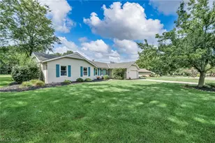 4914 Meadow Moss Ln, North Ridgeville, OH 44039 - Photo 3