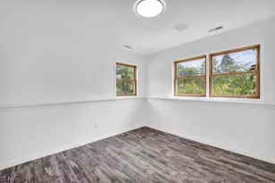 10142 Hillcrest Rd, Kirtland, OH 44094 - Photo 23