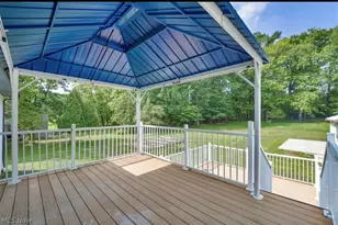 10142 Hillcrest Rd, Kirtland, OH 44094 - Photo 35
