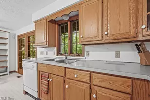 10175 Johnson Rd, North Benton, OH 44449 - Photo 19