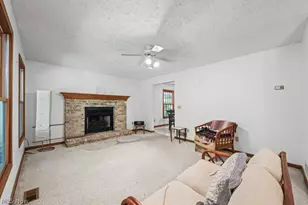 10175 Johnson Rd, North Benton, OH 44449 - Photo 9