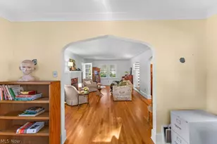 2031 Ohio Ave, Cuyahoga Falls, OH 44223 - Photo 9