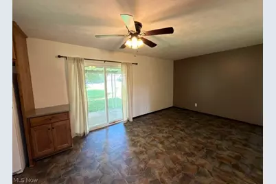 308 Snearly Drive, Marietta, OH 45750 - Photo 13