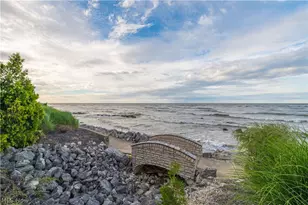2781 Whispering Shores Dr, Vermilion, OH 44089 - Photo 21
