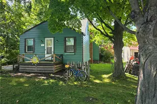 36 Benton St, Austintown, OH 44515 - Photo 5