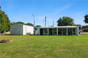 2825 W Rising Sun Rd, Port Clinton, OH 43452 - Photo 11
