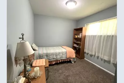 902 Warrington Road, Akron, OH 44320 - Photo 17
