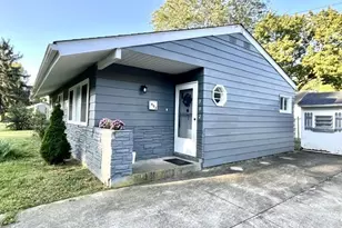 902 Warrington Rd, Akron, OH 44320 - Photo 3