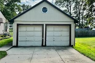 1188 Meadowbrook Blvd, Stow, OH 44224 - Photo 3