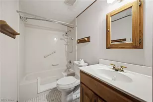 1343 Northfield Dr, Mineral Ridge, OH 44440 - Photo 11