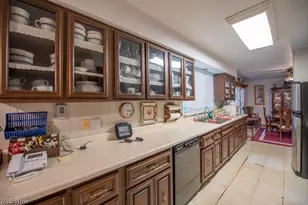 1779 Sunset Ln SE, New Philadelphia, OH 44663 - Photo 9