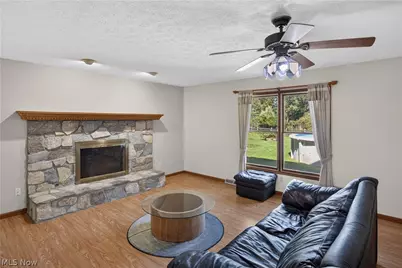 8307 Old Post Road, Olmsted Falls, OH 44138 - Photo 13
