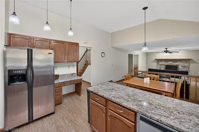 8307 Old Post Road, Olmsted Falls, OH 44138 - Photo 11