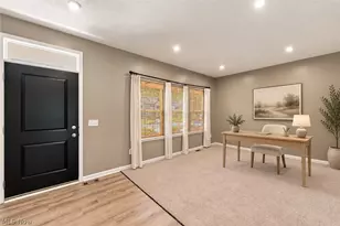 35524 Crystal Creek Ct, Grafton, OH 44044 - Photo 3