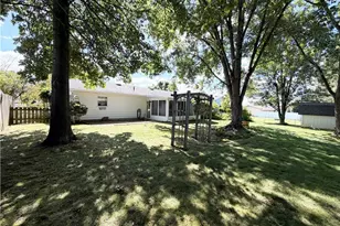 144 Runnemede Dr, Youngstown, OH 44512 - Photo 29