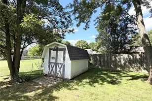 144 Runnemede Dr, Youngstown, OH 44512 - Photo 31
