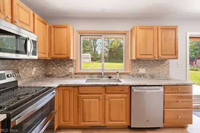 3783 Cayugas Drive, Green, OH 44319 - Photo 15