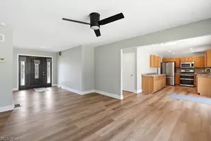 3783 Cayugas Dr, Green, OH 44319 - Photo 9