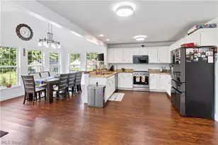 5166 Weatherstone Dr, North Ridgeville, OH 44039 - Photo 9