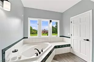 812 S Prospect Ave, Hartville, OH 44632 - Photo 15