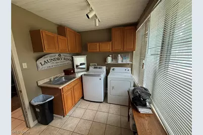 4924 Cleveland Avenue NW, Canton, OH 44709 - Photo 15