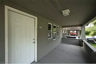 1313 Manchester Road, Akron, OH 44319 - Photo 3
