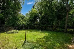 1313 Manchester Rd, Akron, OH 44319 - Photo 7