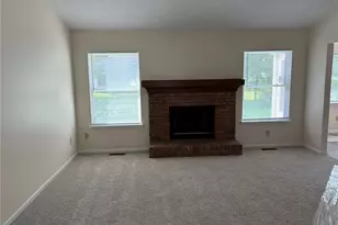 459 Hampton Dr, Elyria, OH 44035 - Photo 13