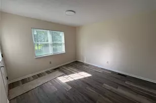 459 Hampton Dr, Elyria, OH 44035 - Photo 11