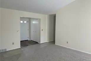 459 Hampton Dr, Elyria, OH 44035 - Photo 15