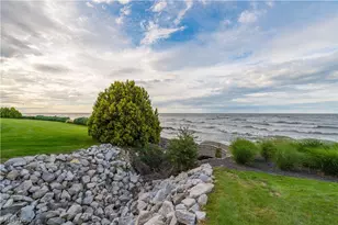 2785 Whispering Shores Dr, Vermilion, OH 44089 - Photo 25