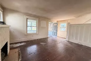 1390 Kentucky Ave, Akron, OH 44314 - Photo 11