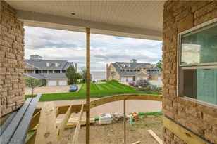 2777 Whispering Shores Dr, Vermilion, OH 44089 - Photo 9